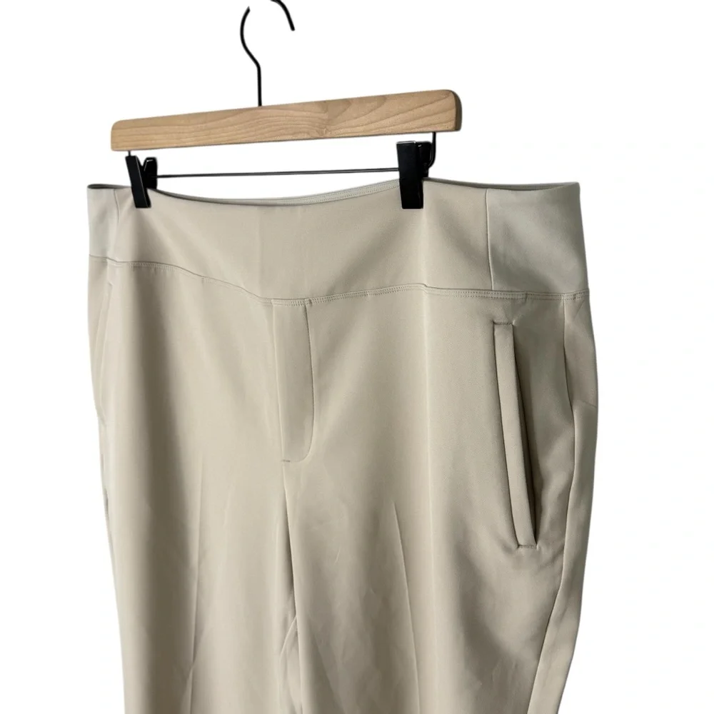 Athleta Endless High Rise Pant Tan Size 18 Travel Commuting Stretch Style 533636 - Picture 4 of 9